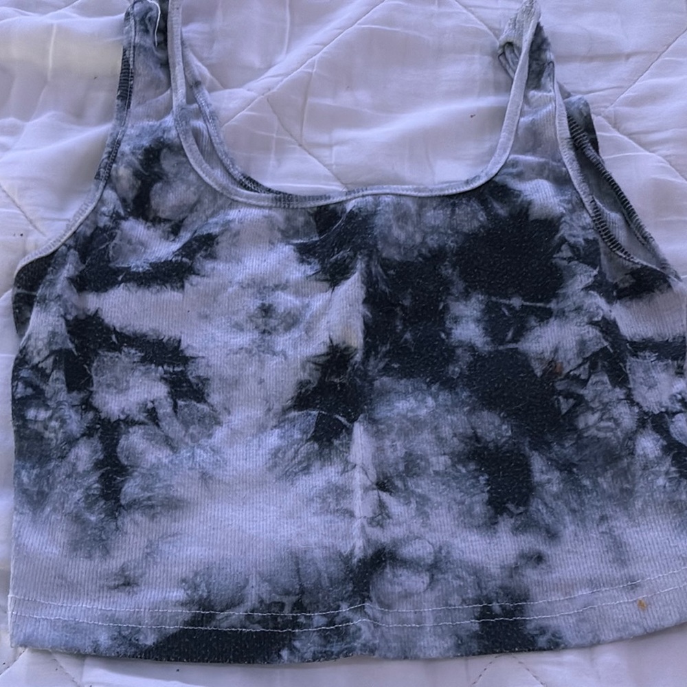 SHEIN Black and White Sleeveless Crop Tank Top